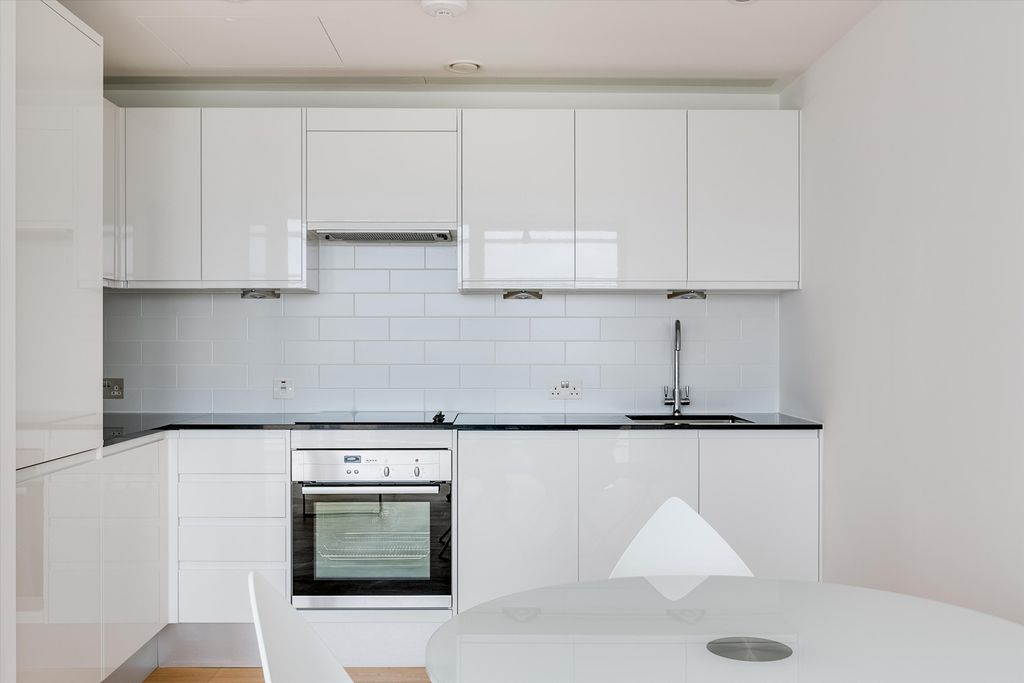 Property photo 3 of 7 Image