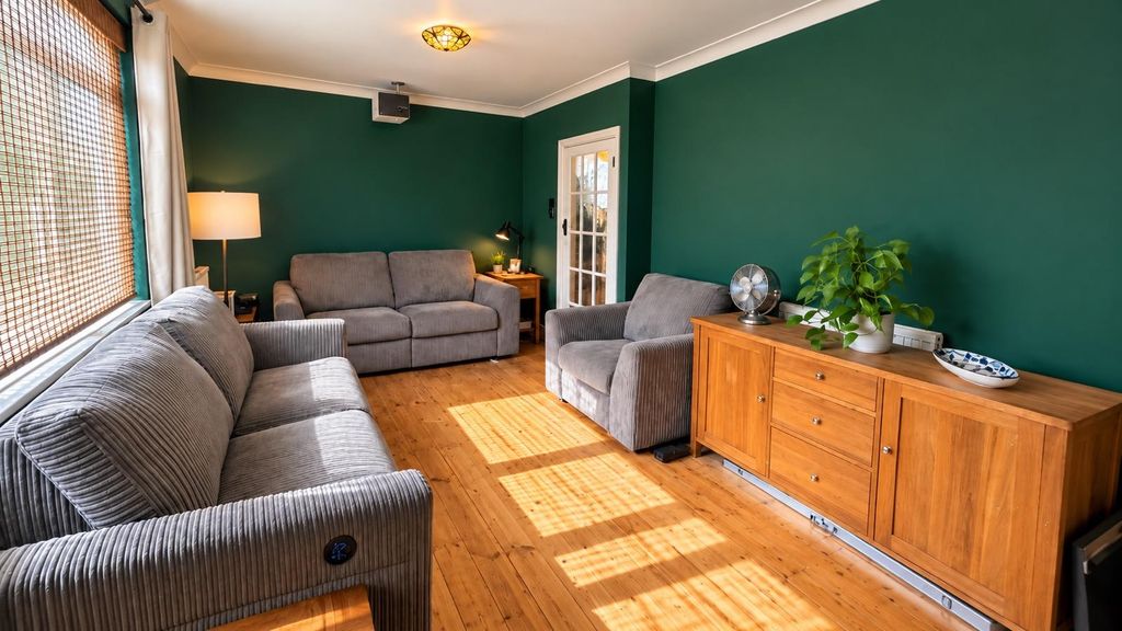 Property photo 3 of 17 C986C52C-3197-4852-8772-36A886C338Ab.Jpg