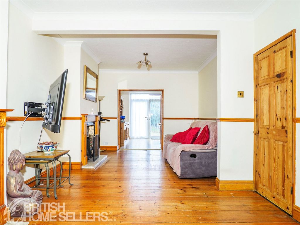 Property photo 3 of 20 Picture No. 07