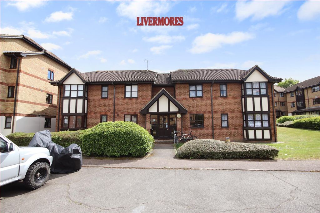 Property photo 1 of 6 4 Dunster.Jpg