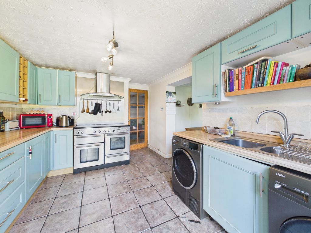 Property photo 3 of 9 Kitchen/Diner