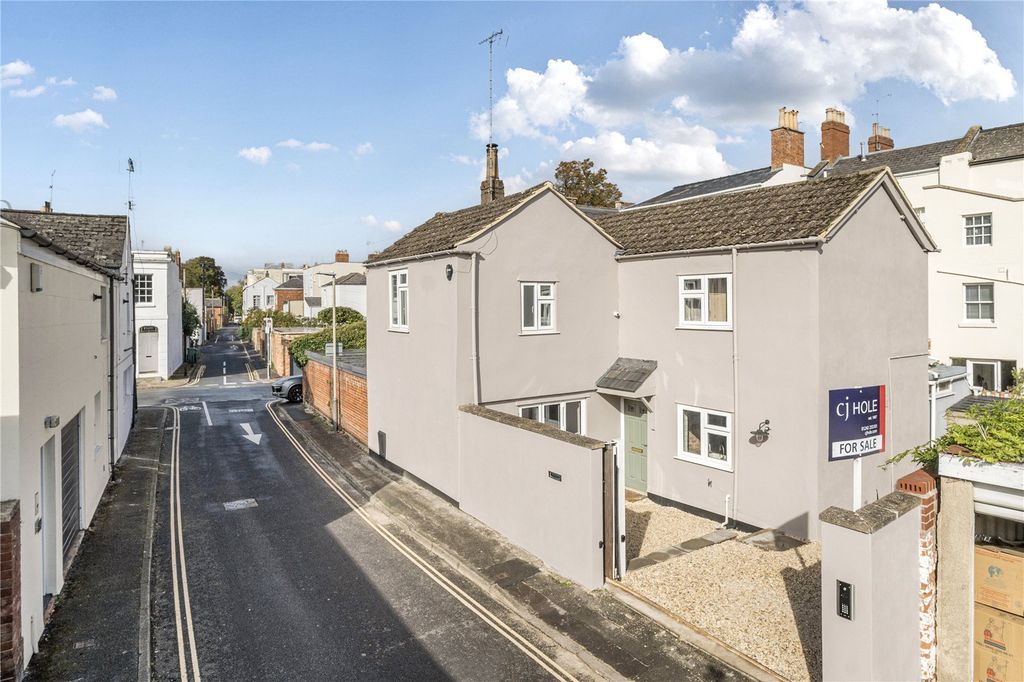 Property photo 1 of 21 Picture No. 02