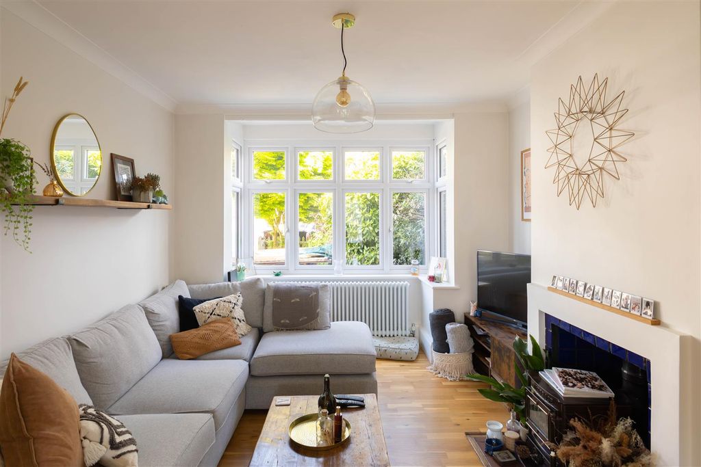 Property photo 2 of 22 Open Plan Living