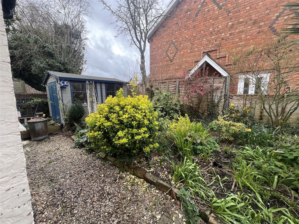 Property photo 3 of 18