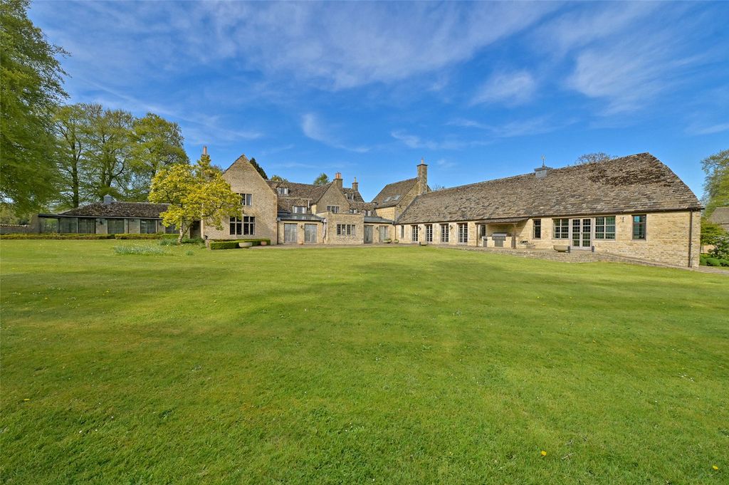 Property photo 2 of 32 Picture No. 65