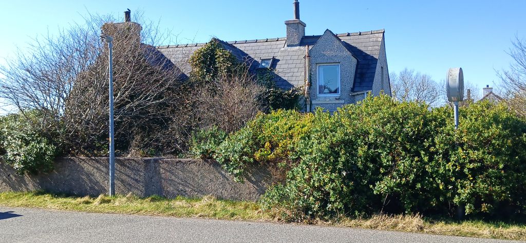 Property photo 2 of 19 2