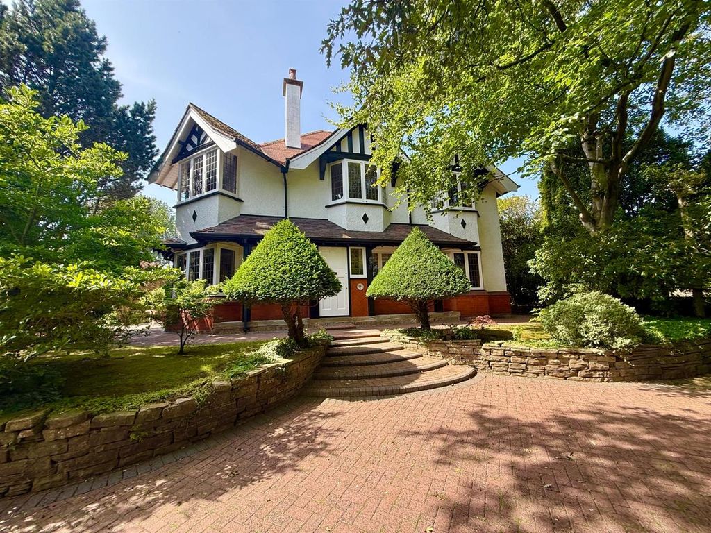 Property photo 1 of 36