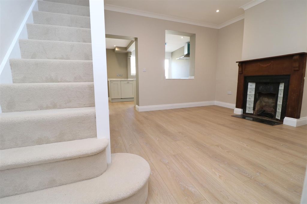 Property photo 2 of 22 Img_3556.Jpg