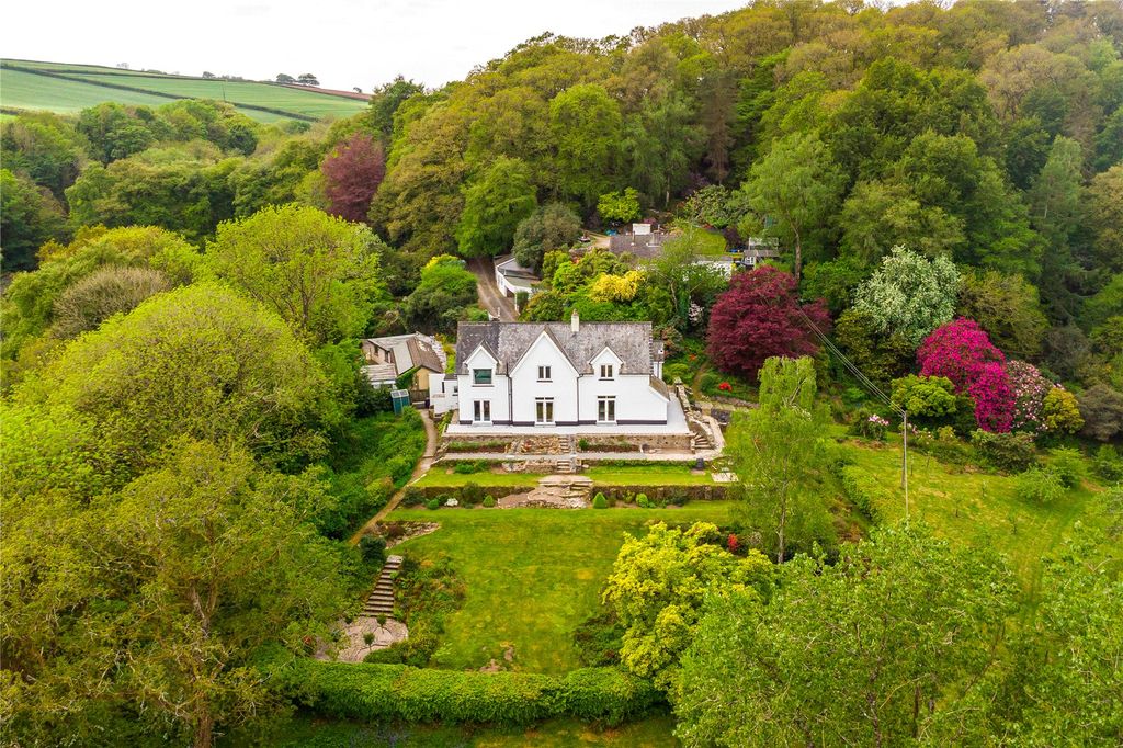 Property photo 1 of 72 Picture No. 71