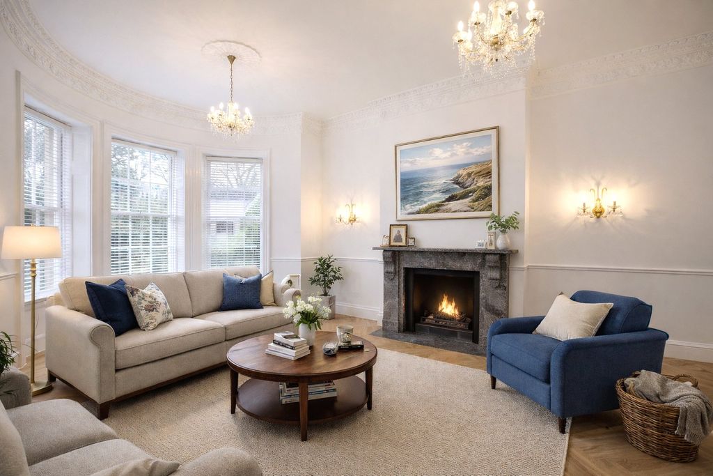 Property photo 1 of 8 Living Room