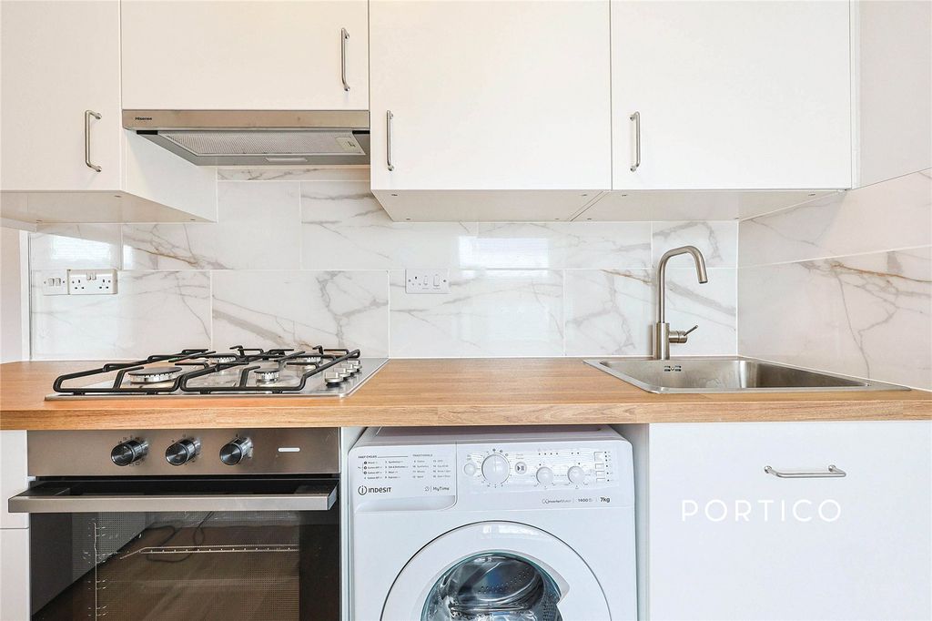 Property photo 1 of 10 Picture No. 01