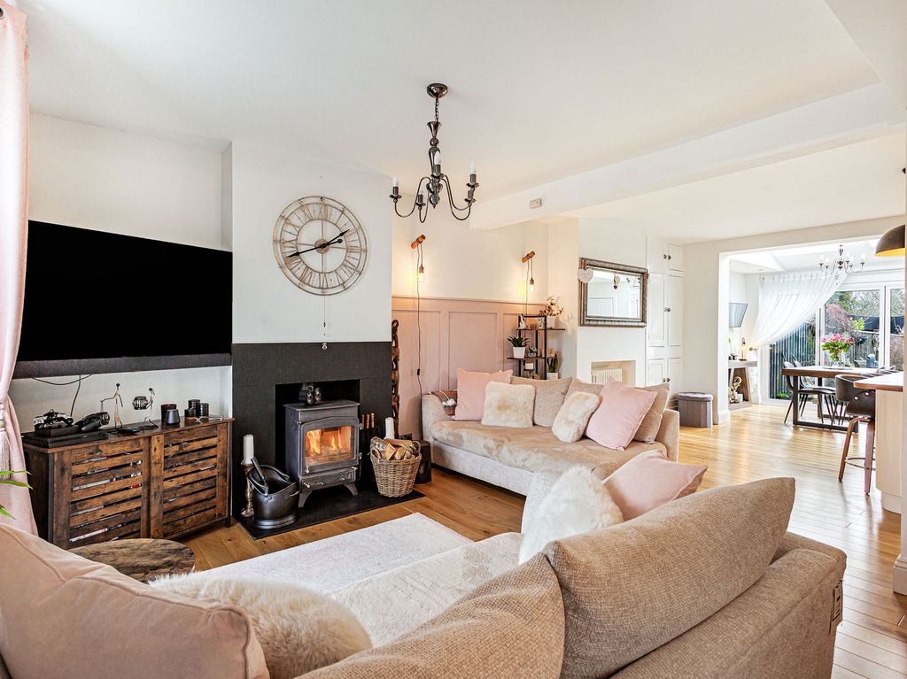 Property photo 3 of 30