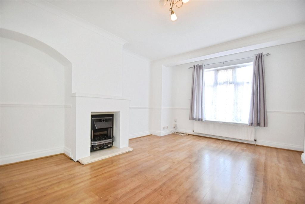 Property photo 3 of 9 Picture No. 08