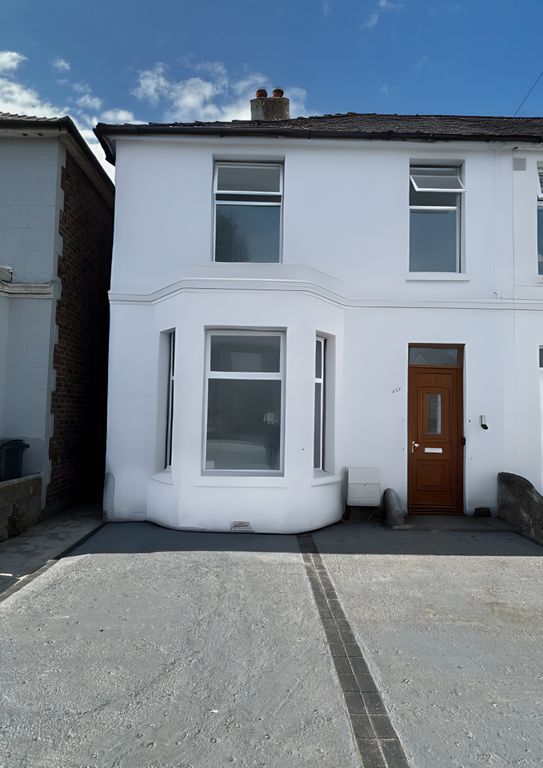 Property photo 1 of 28