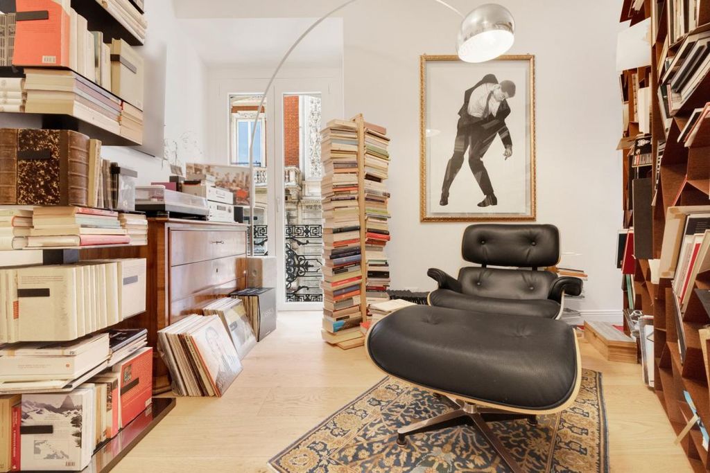 Property photo 3 of 31