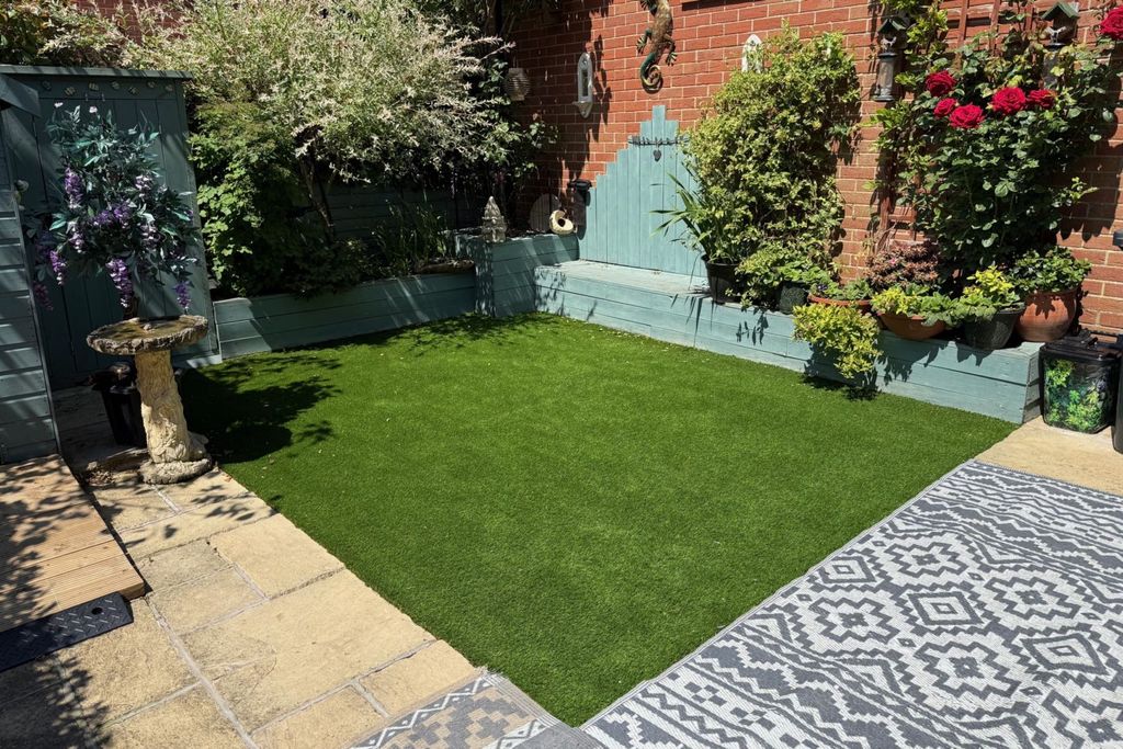 Property photo 3 of 25