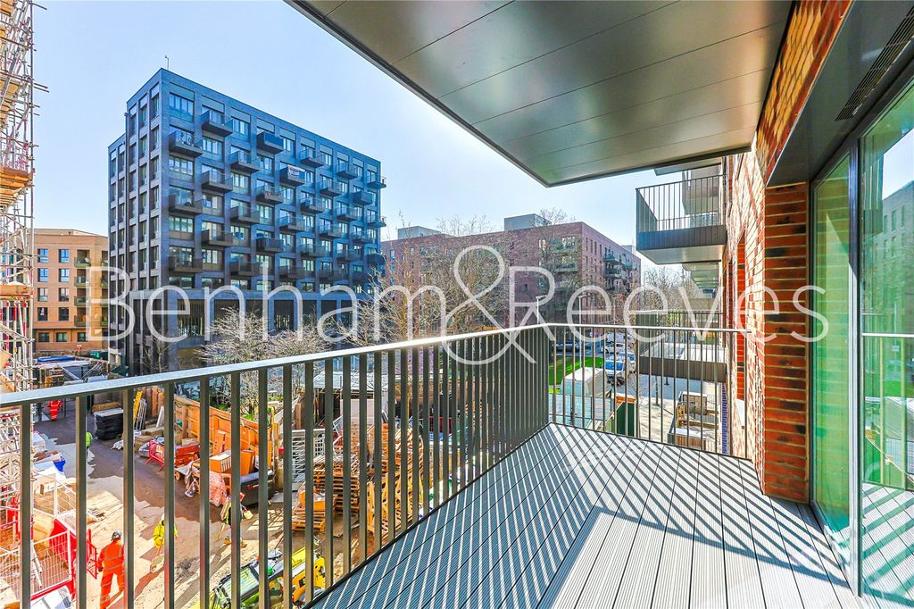 Property photo 3 of 15 Picture No. 16