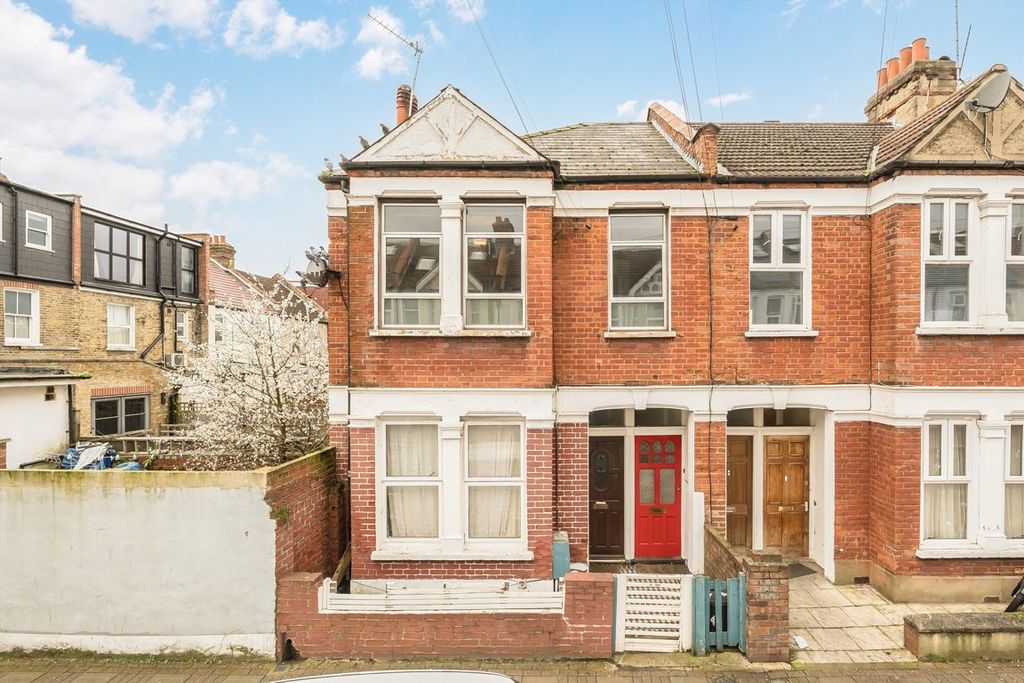 Property photo 1 of 7