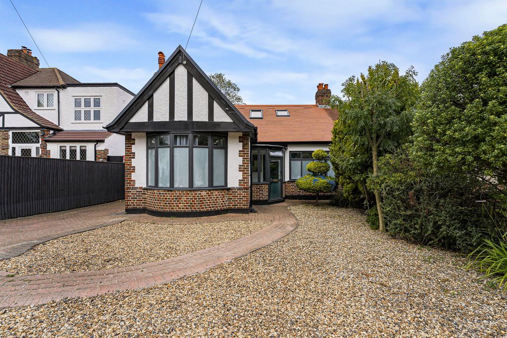 Property photo 1 of 35