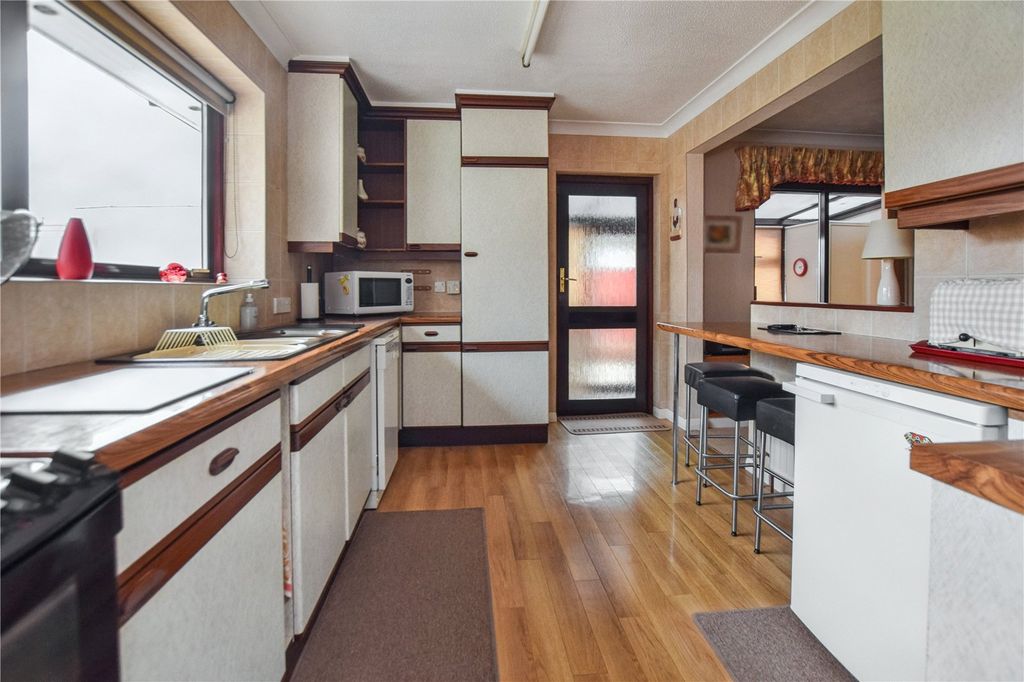 Property photo 2 of 19 Picture No. 02