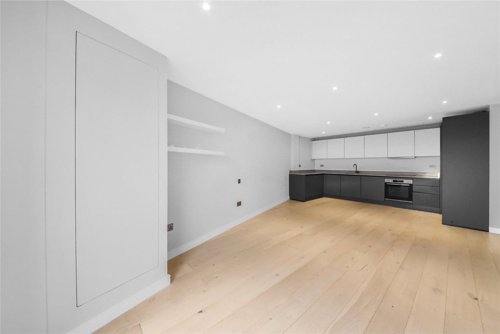 Property photo 1 of 7 Picture No. 20