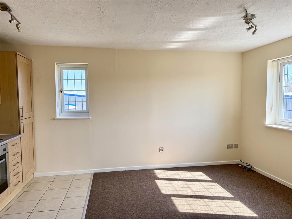 Property photo 3 of 11 Img_6107.Jpeg