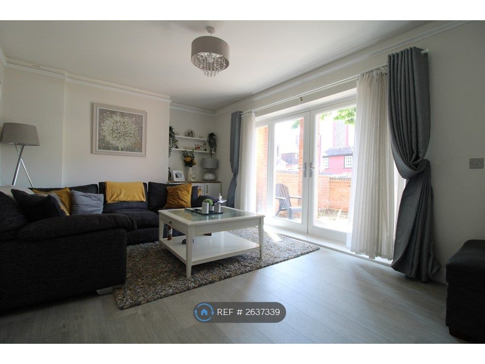 Property photo 1 of 5