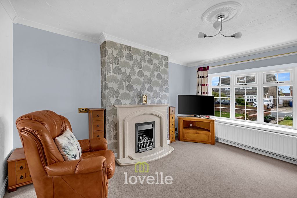 Property photo 2 of 22