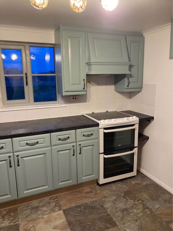 Property photo 2 of 25