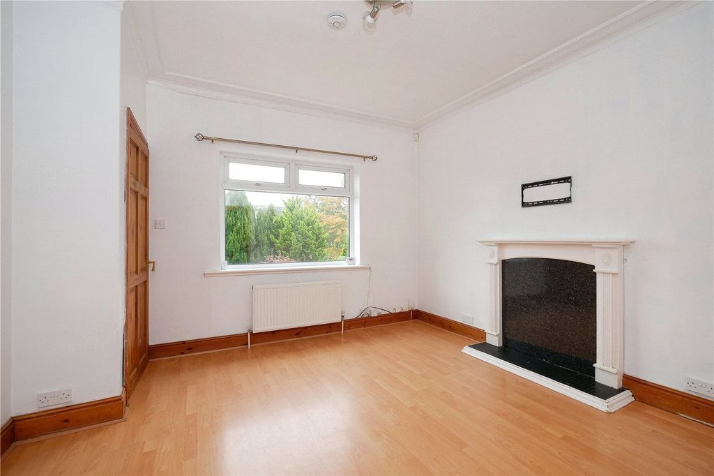 Property photo 3 of 14 Picture No. 05