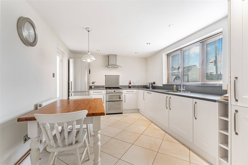 Property photo 2 of 12 Picture No. 06