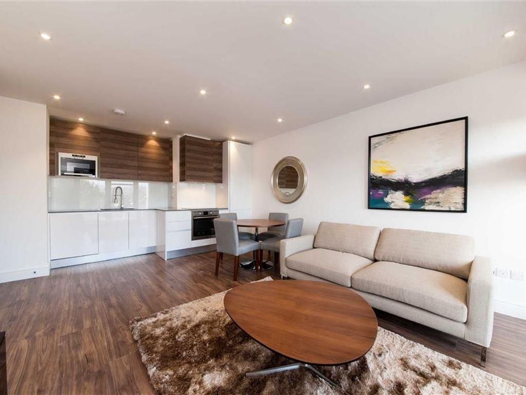 Property photo 3 of 12