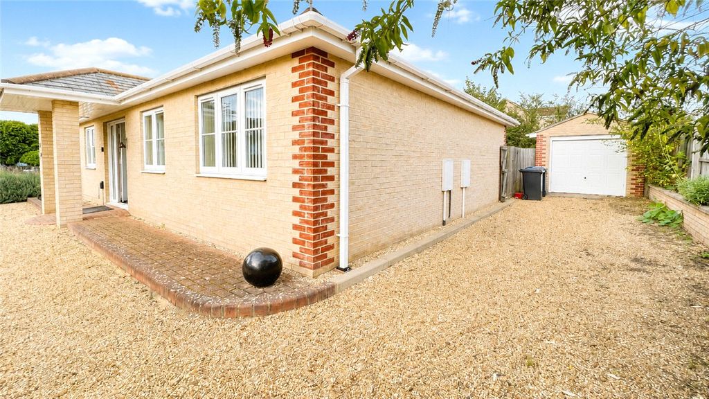 Property photo 2 of 12 Picture No. 04