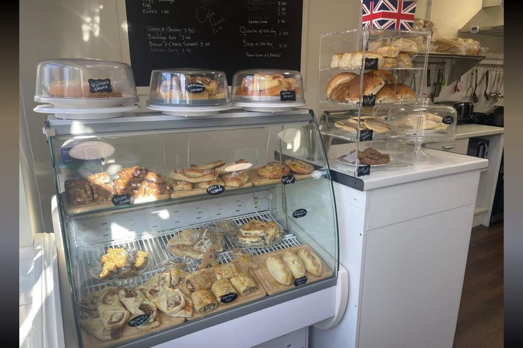 Property photo 2 of 7