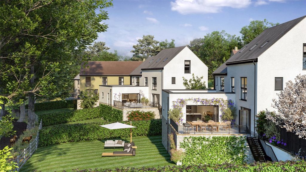 Property photo 2 of 10 The Residences