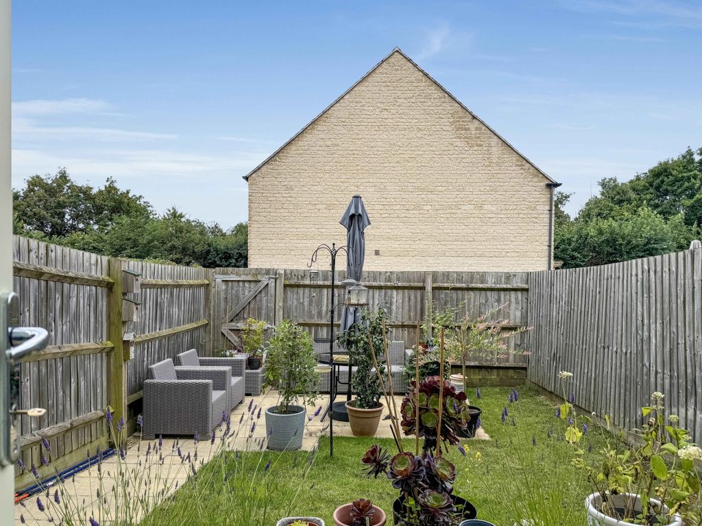 Property photo 2 of 14 Img_1798 2