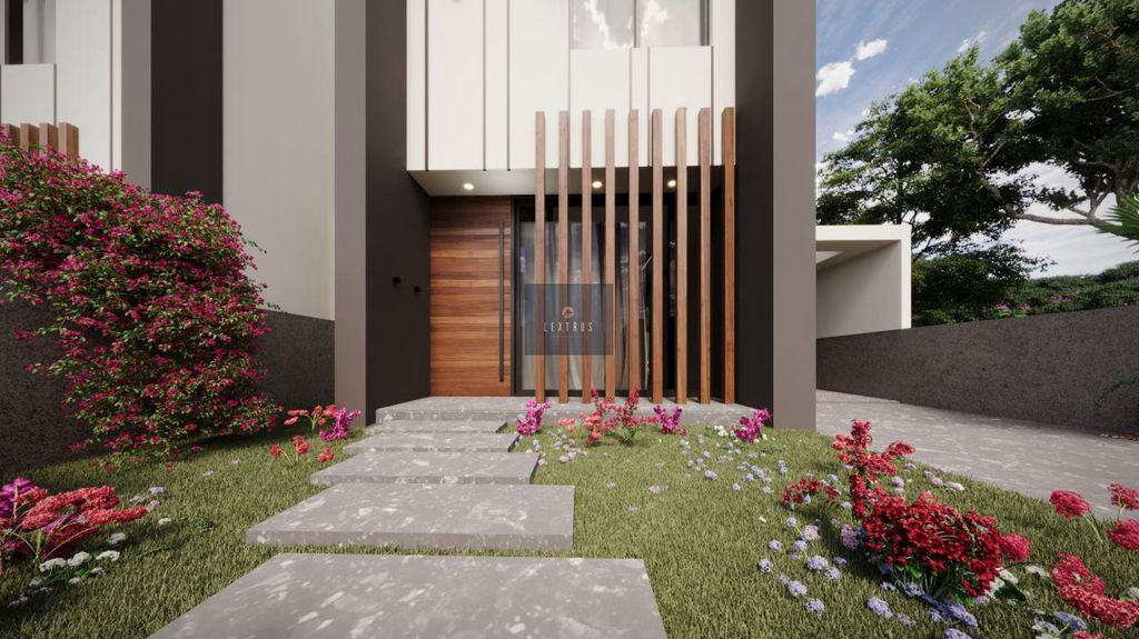 Property photo 3 of 4