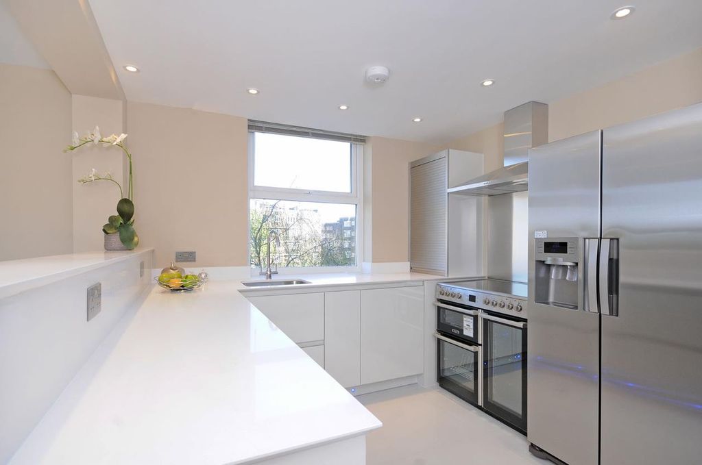 Property photo 2 of 9 4 Fairfax Place Dummy.Png