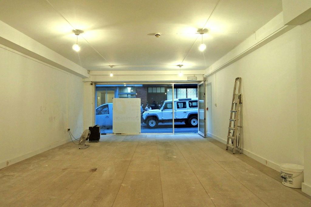 Property photo 3 of 9 67-Charlotte-Road-Shoreditch-Shop-Internal01.Jpg