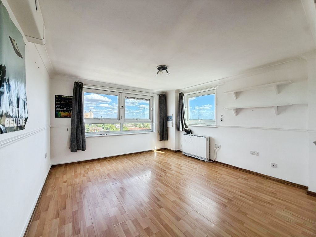 Property photo 3 of 6