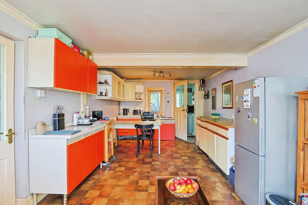 Property photo 3 of 15 Pbox-Img.Jpg