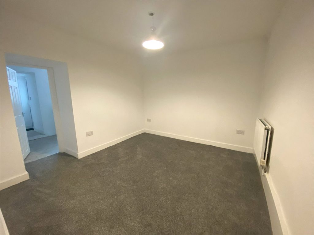 Property photo 3 of 9 Picture No. 09