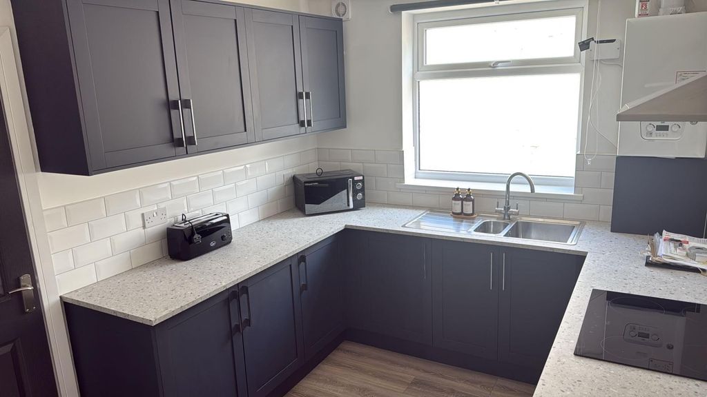 Property photo 3 of 7 E2748B75-Cefb-4F27-A1d2-d7957Aa6Aad1.Jpg