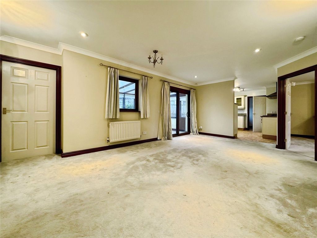 Property photo 3 of 19 Dining Hall