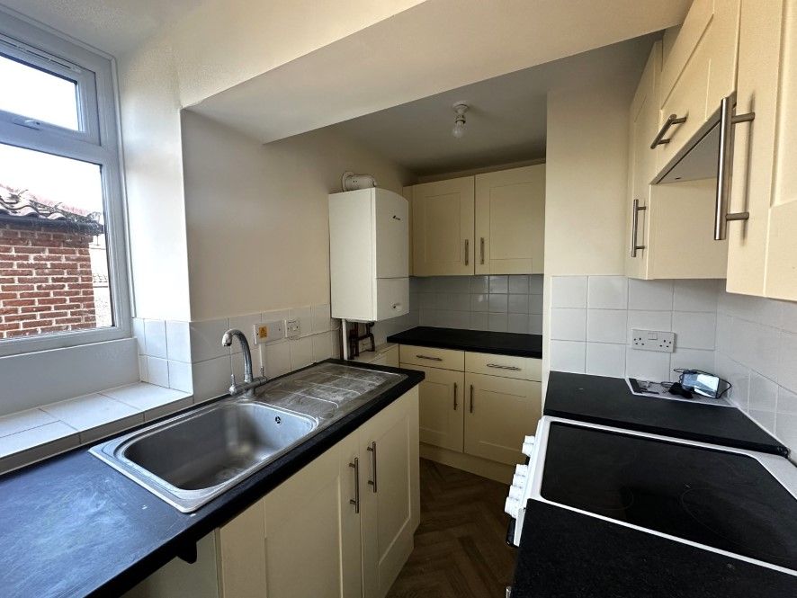 Property photo 2 of 13
