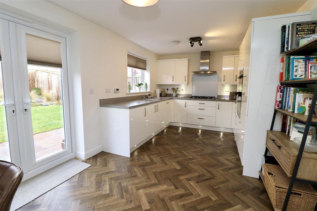 Property photo 2 of 13 Image00014.Jpeg