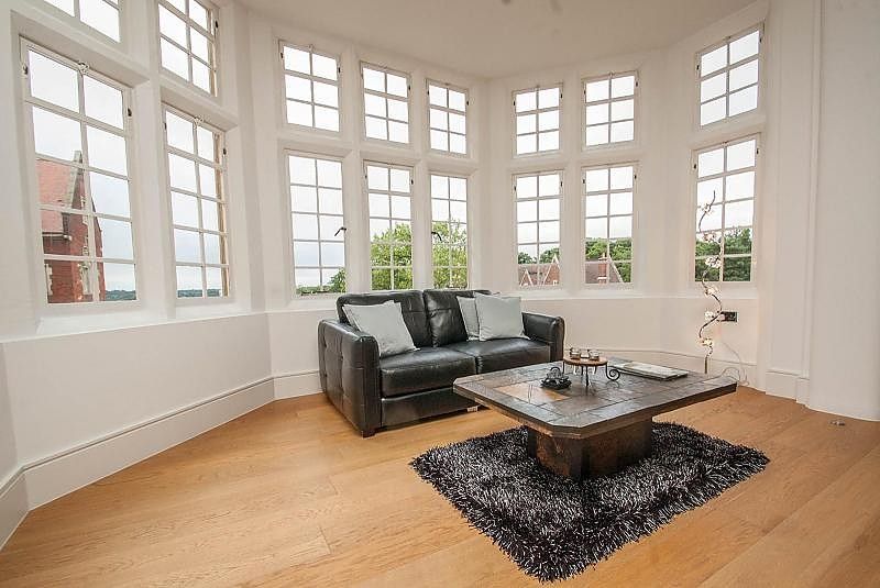 Property photo 3 of 13 Lounge View 3