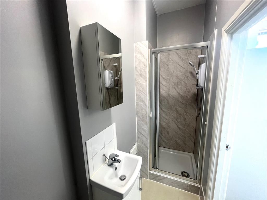 Property photo 3 of 8 Image