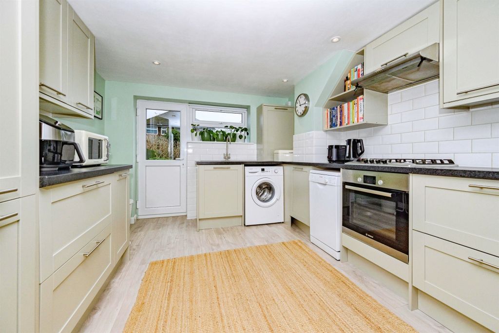 Property photo 3 of 14