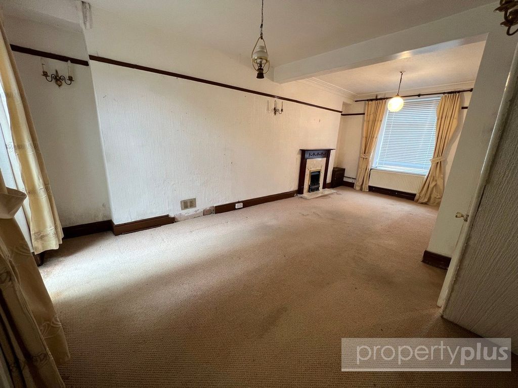 Property photo 3 of 12 Picture No. 05